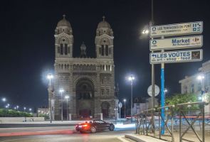 louer un camion marseille Sixt Marseille Rabatau Utilitaires