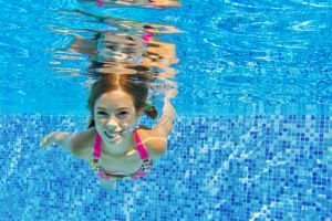 leçons de natation avec un maître nageur diplomé 