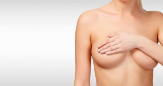 chirurgiens plasticiens augmentation mammaire marseille Docteur Roger Darmani - Chirurgien esthétique