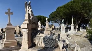 salons funeraires a marseille Pompes Funèbres Saint Pierre MARSEILLE