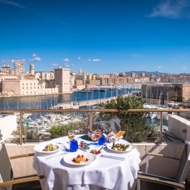 hotels rooftop bar marseille Le Dantès Skylounge