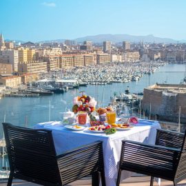 terrasses de nuit en marseille Le Dantès Skylounge