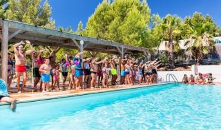 campings adaptes aux chiens marseille Camping Marvilla Parks - La Baie Des Anges