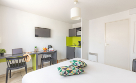 appartements adaptes aux chiens a marseille Appart'City Marseille Euromed - Appart Hôtel